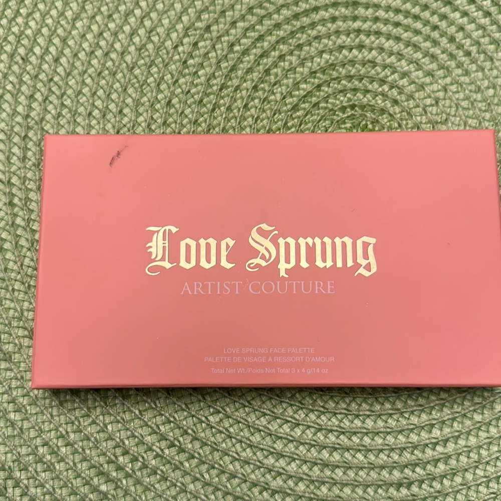3/$20 NIB Love Sprung face palette Artist Couture